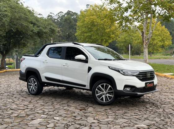 FIAT STRADA 1.3 FIREFLY FLEX VOLCANO CD CVT FIAT STRADA 1.3 FIREFLY FLEX VOLCANO CD CVT